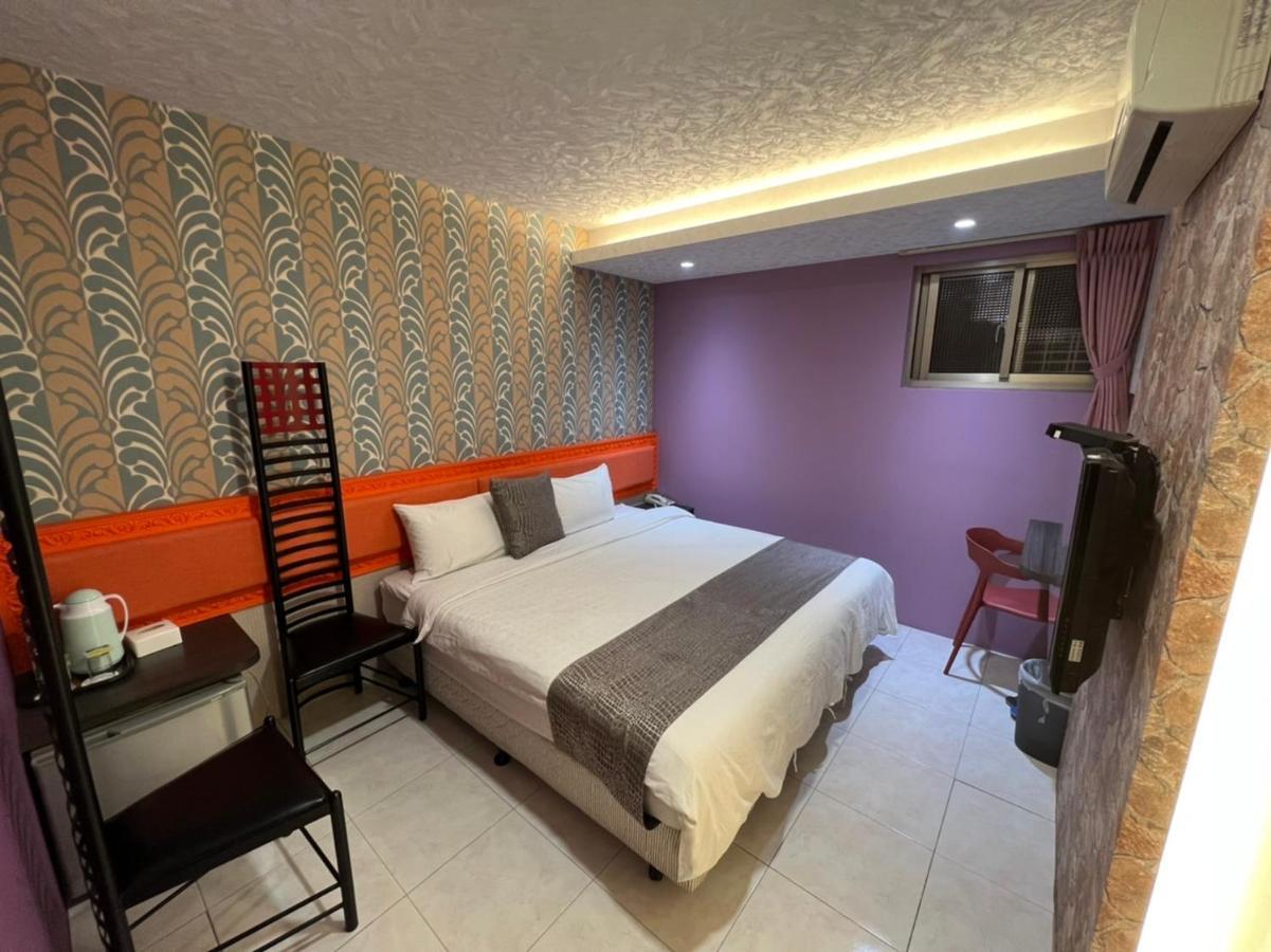 Boston Hotel Chiayi City Exterior photo