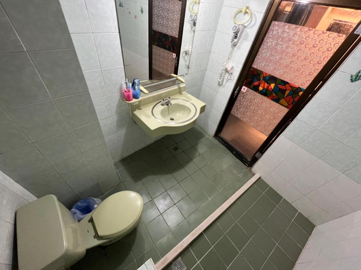 Boston Hotel Chiayi City Exterior photo