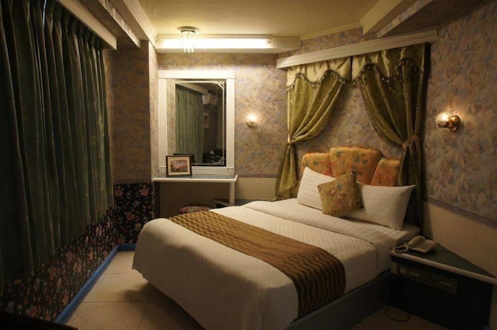 Boston Hotel Chiayi City Exterior photo