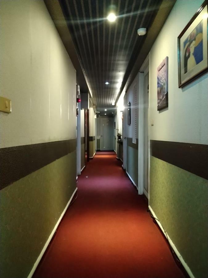 Boston Hotel Chiayi City Exterior photo